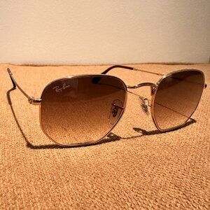 RAY-BAN HEXAGONAL UNISEX SUNGLASSES with case